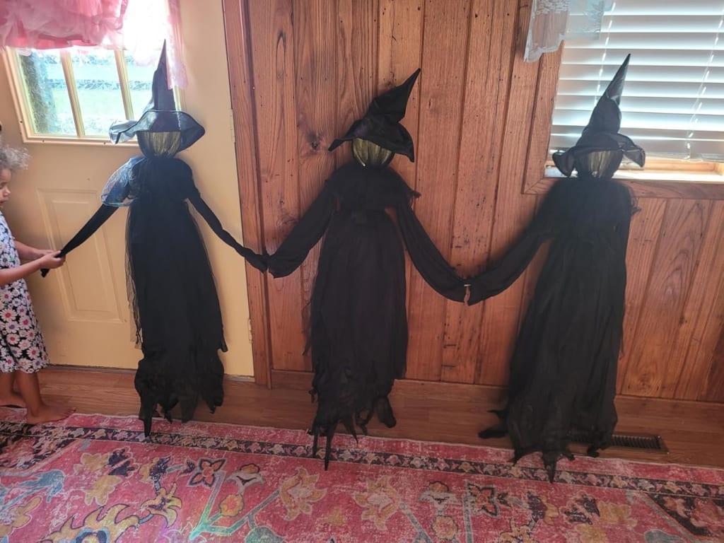 Lighted Witchstakes